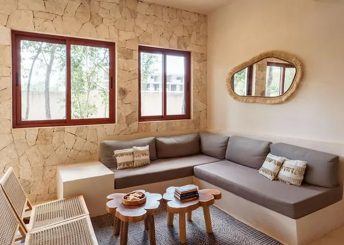 Ahal Holistika 9br Jungle Sanctuary With Private Rooftop & Plunge Pools