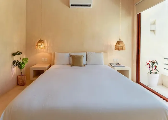 Ahal Holistika 9br Jungle Sanctuary With Private Rooftop & Plunge Pools *