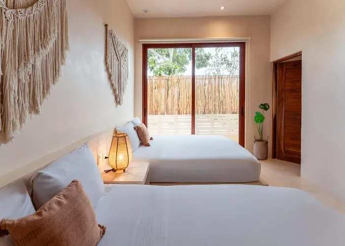 Ahal Holistika 9br Jungle Sanctuary With Private Rooftop & Plunge Pools Holiday home