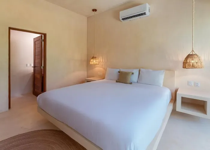 Holiday home Ahal Holistika 9br Jungle Sanctuary With Private Rooftop & Plunge Pools *