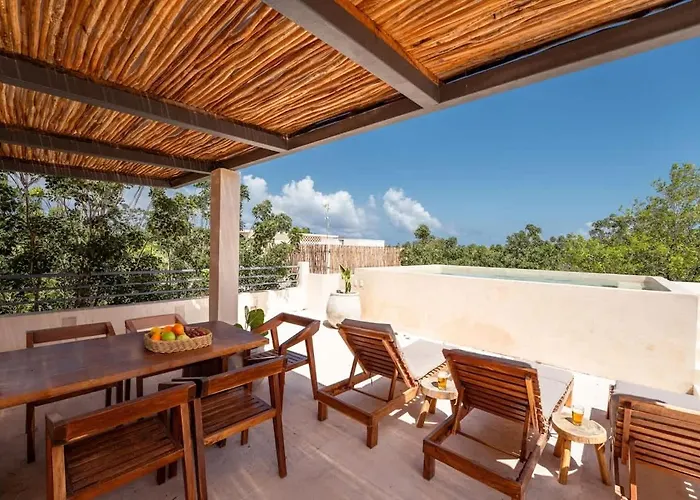 Ahal Holistika 9br Jungle Sanctuary With Private Rooftop & Plunge Pools Holiday home *