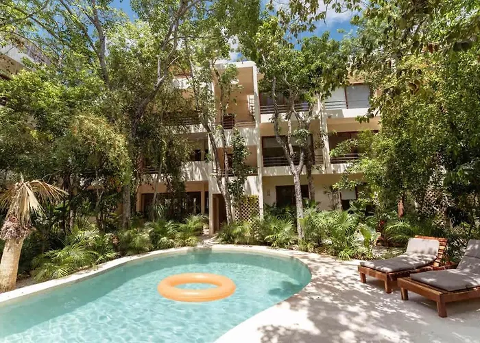 Ahal Holistika 9br Jungle Sanctuary With Private Rooftop & Plunge Pools Holiday home