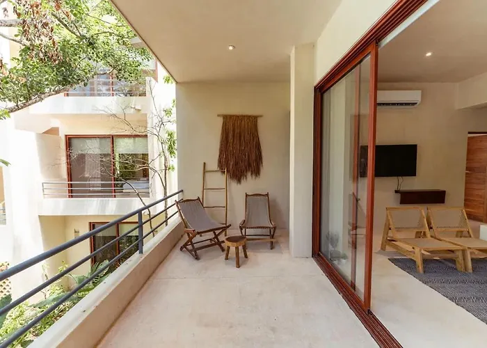 Ahal Holistika 9br Jungle Sanctuary With Private Rooftop & Plunge Pools