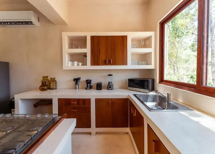 Ahal Holistika 9br Jungle Sanctuary With Private Rooftop & Plunge Pools Holiday home
